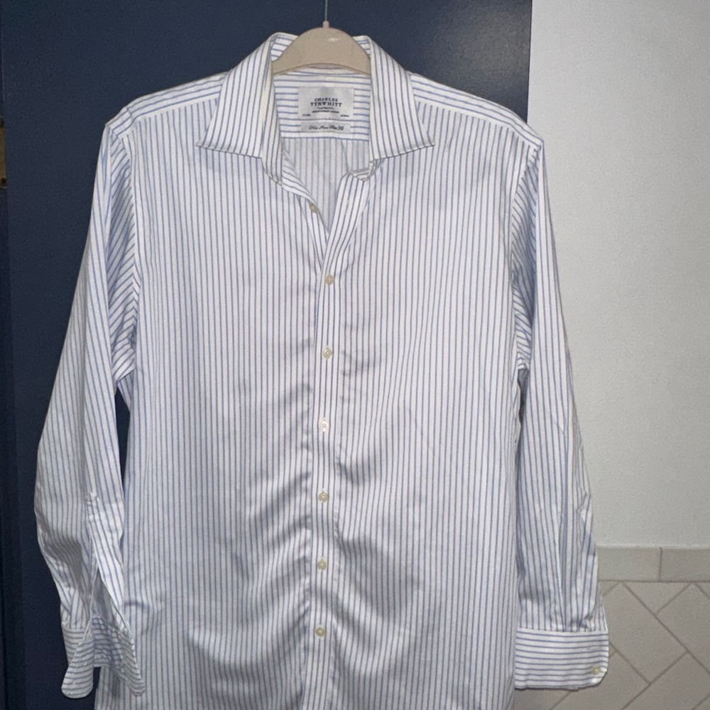 Charles Trywhitt dress shirt white and blue